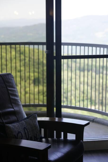 Altitude Adjustment Atop Sugar Mountain At Sugar Top Exterior photo